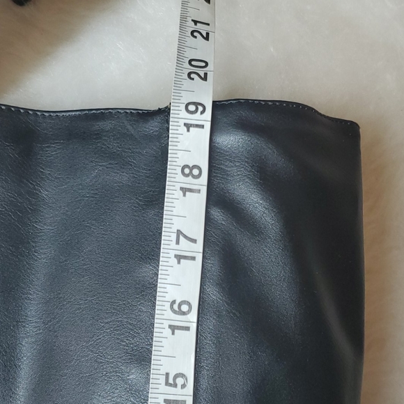 Anne Michelle - Picture 12 of 14